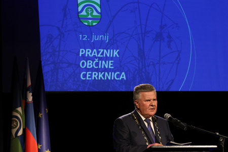 SLAVNOSTNA SEJA OBČINSKEGA SVETA S PODELITVIJO OBČINSKIH PRIZNANJ 20 FOTO LJUBO VUKELIČ